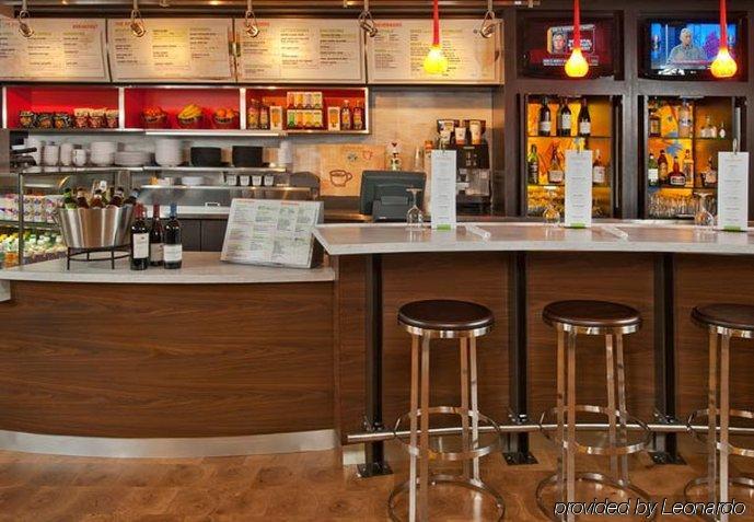 Courtyard By Marriott Frederick Restaurante foto